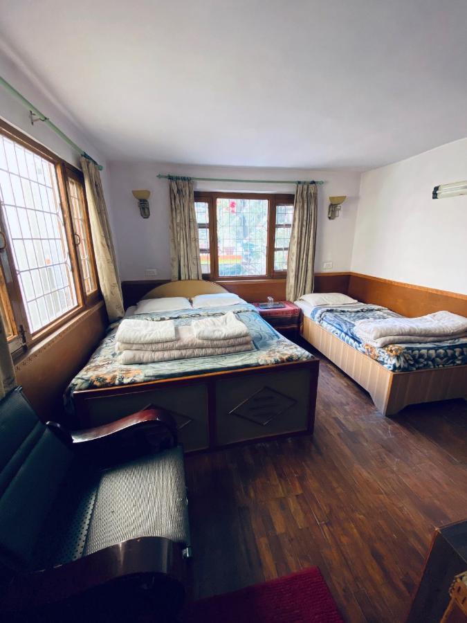 Souvenir Guest House Катманду Екстер'єр фото