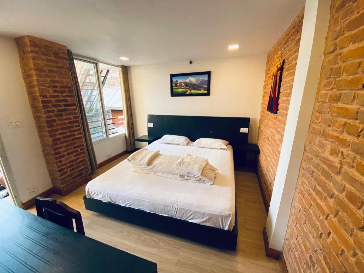 Souvenir Guest House Катманду Екстер'єр фото